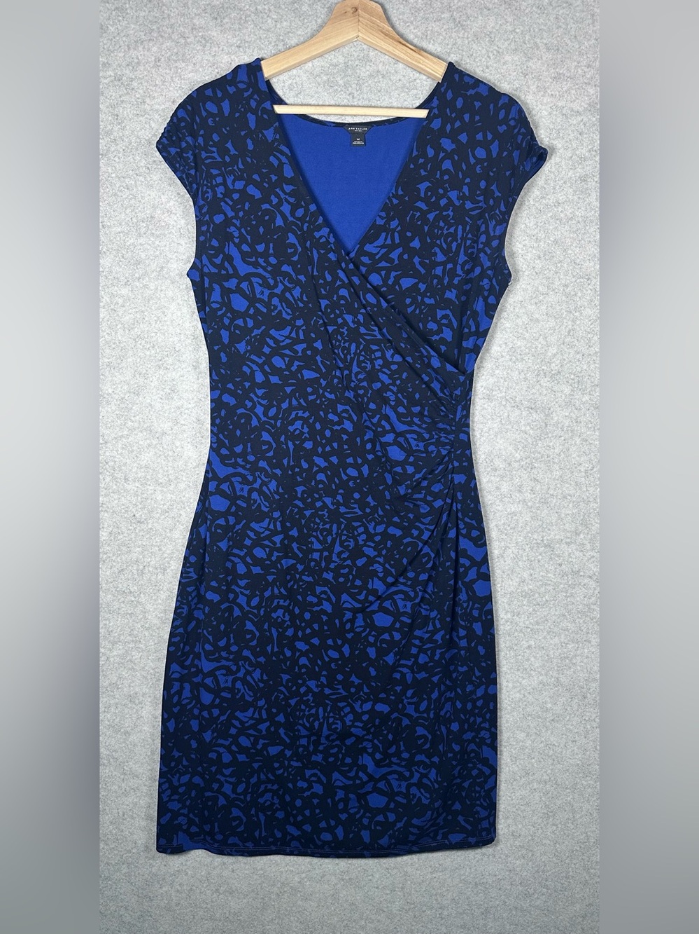 Ann Taylor Blue and Black Printed Faux-Wrap Crossover Midi fitted Dress Ruched